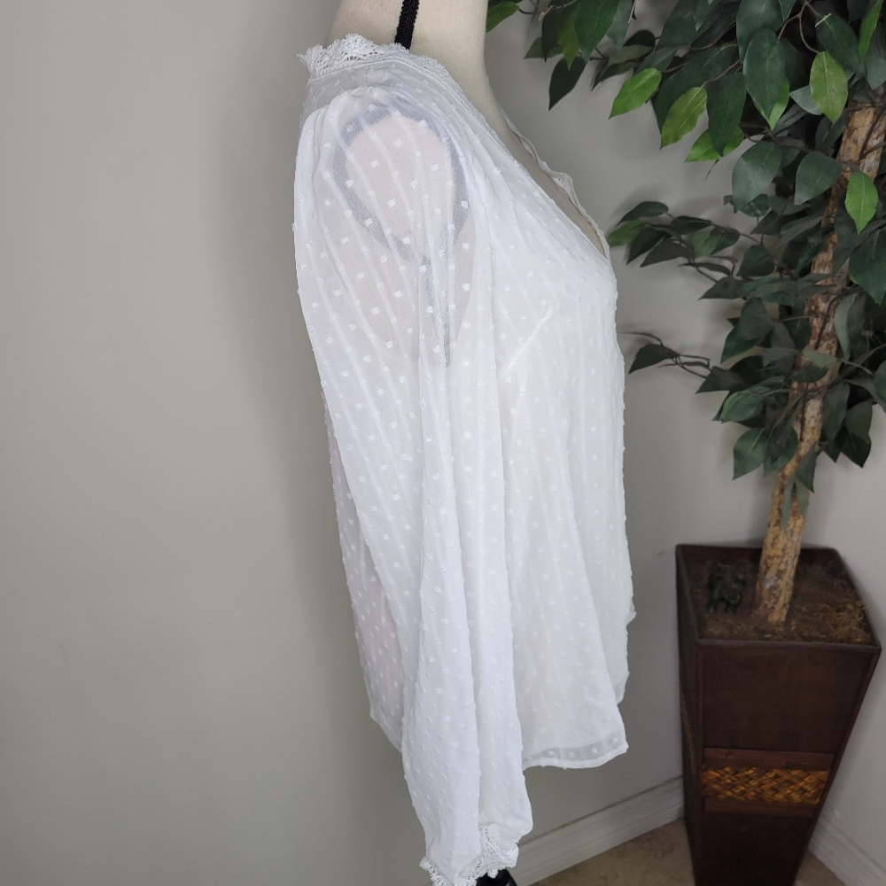 NEW White Swiss Dot Lace Panel Sleeve Blouse - Picture 7 of 8
